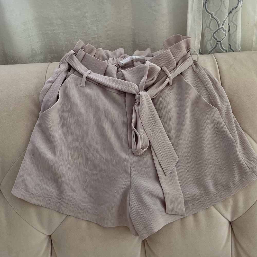 LUSH stone colored high waisted belted paper bag dress shorts -S